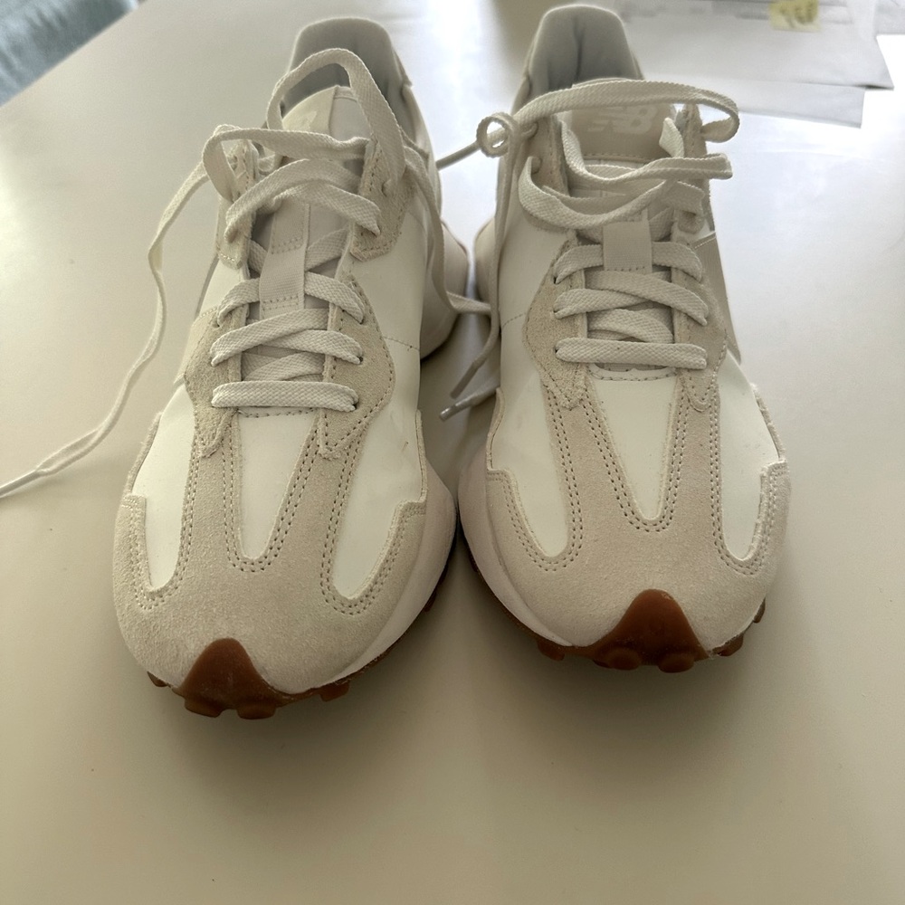 Women’s New Balance 327 sneakers.  Worn a few times. Size 9 1/2.   Like NEW